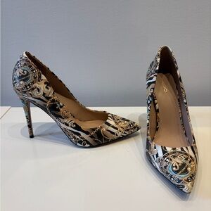 Aldo Black and Gold Patterned Women's Heels